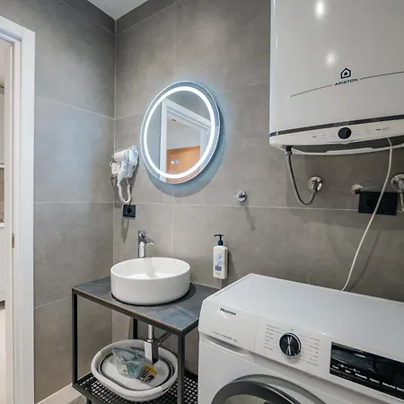 Blas Apartment Sarande