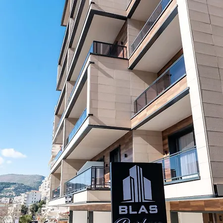 Daire Blas *